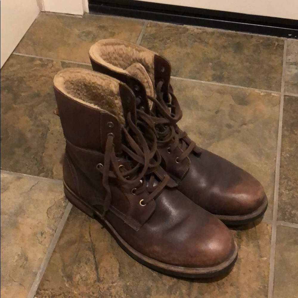 Men’s Ugg Leather Boots